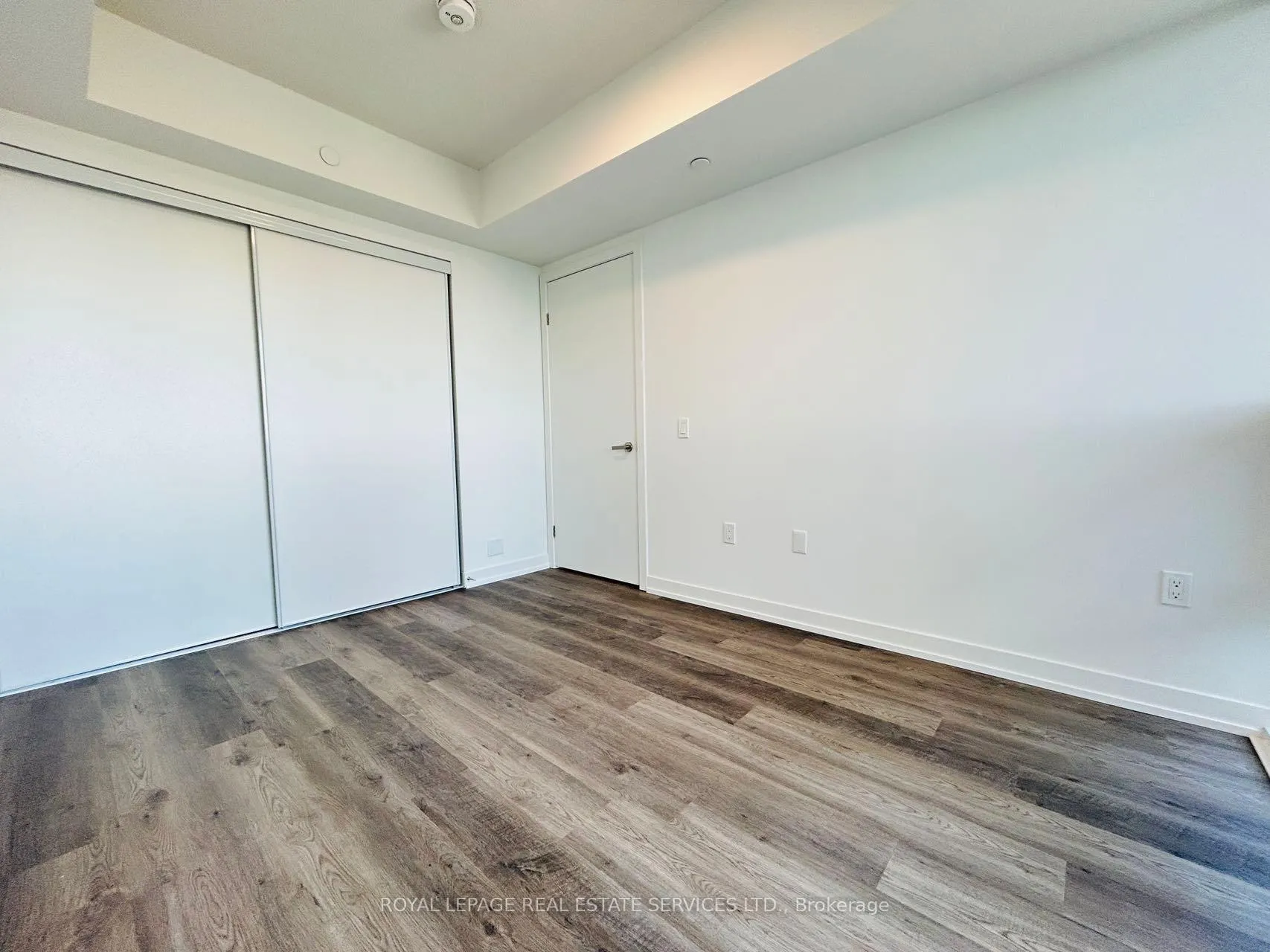 Photo 10 of Unit 2907, 55 Cooper Street, Toronto, Waterfront Communities — HOMEH