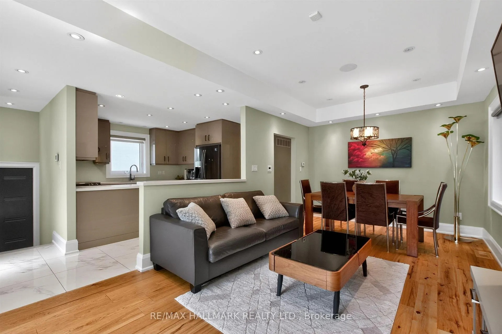 Photo 9 of 5 Elmont Drive, Toronto, O'Connor-Parkview — HOMEH