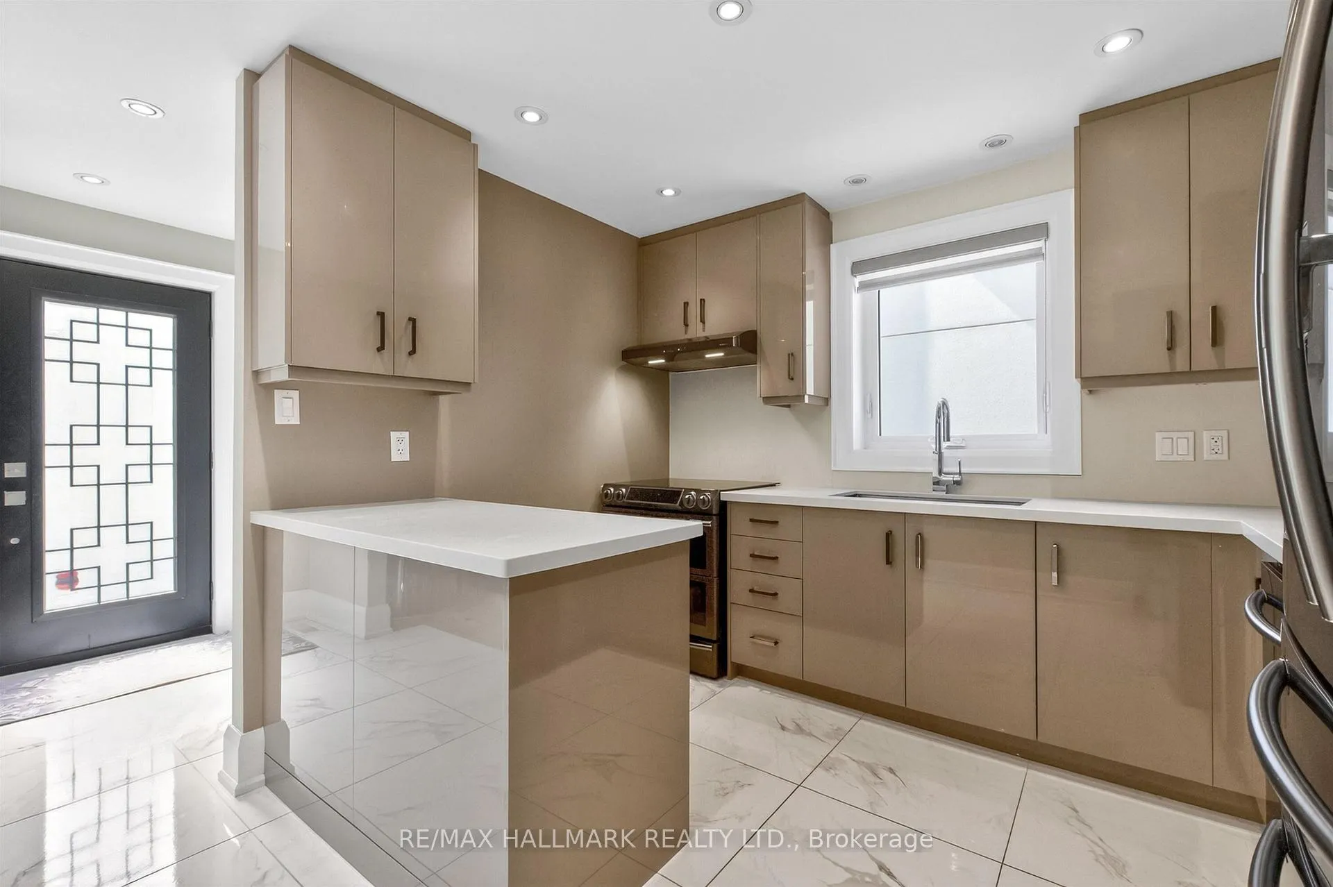 Photo 13 of 5 Elmont Drive, Toronto, O'Connor-Parkview — HOMEH