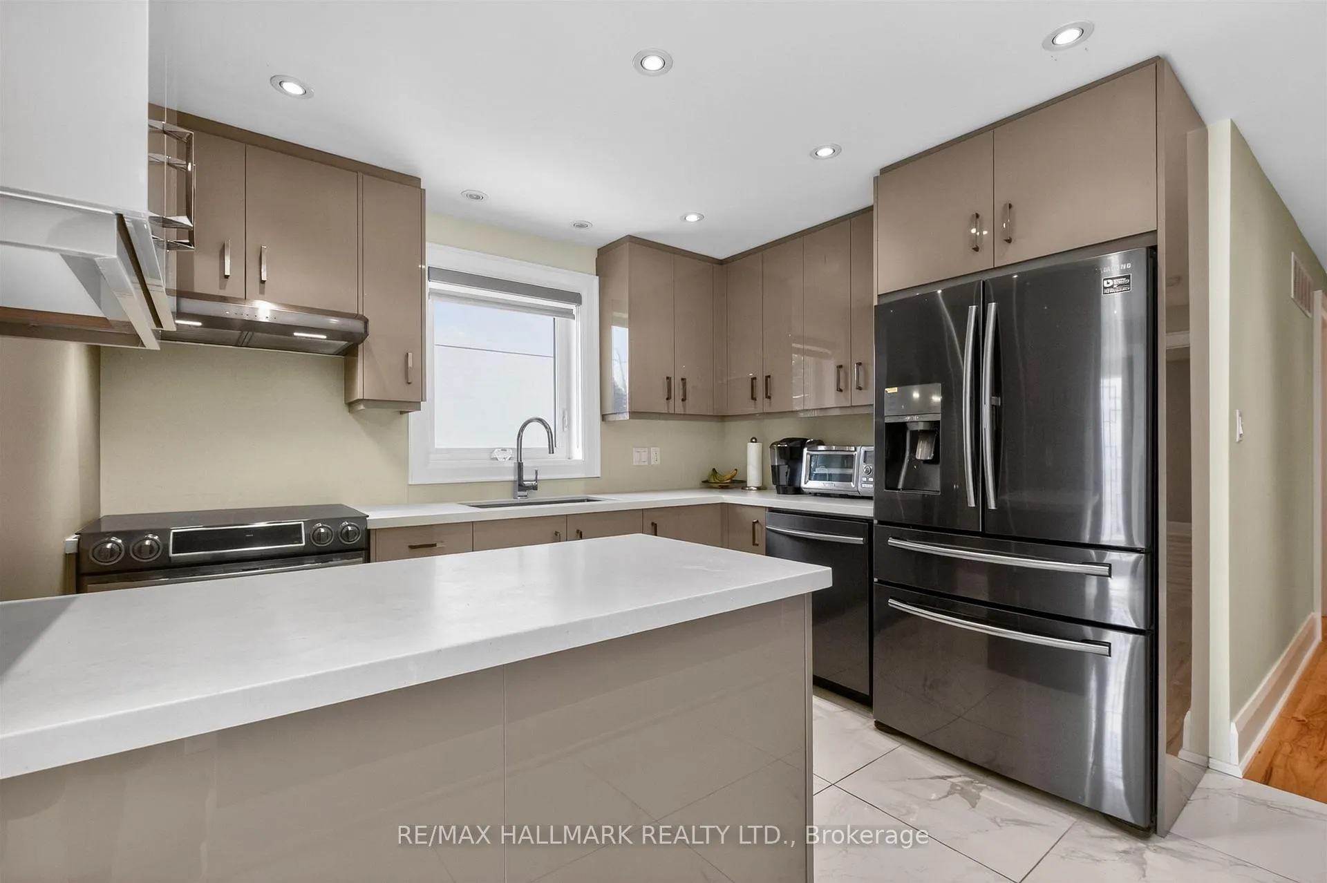 Photo 15 of 5 Elmont Drive, Toronto, O'Connor-Parkview — HOMEH