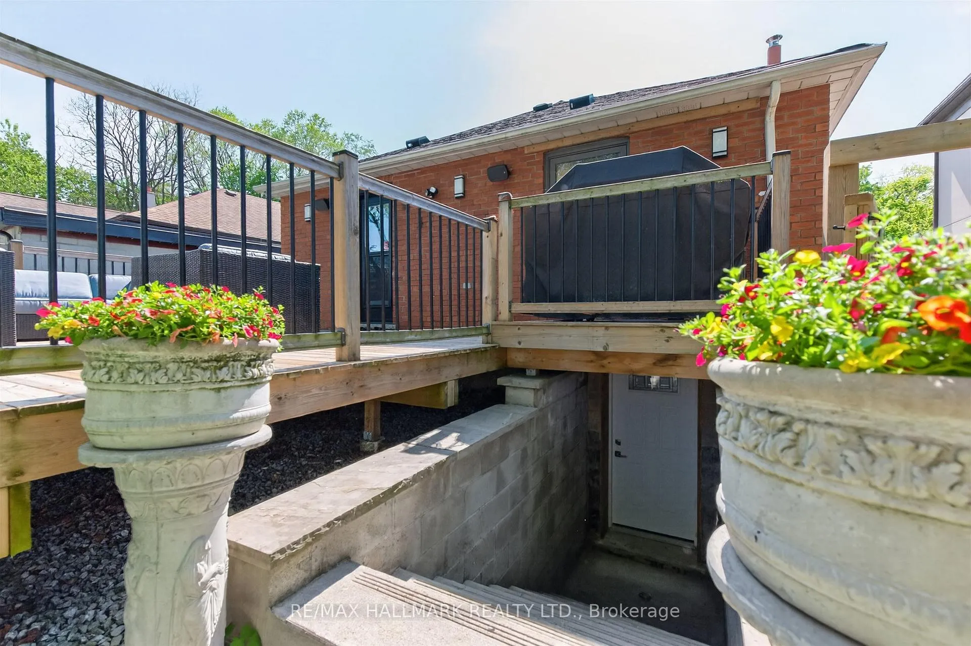 Photo 37 of 5 Elmont Drive, Toronto, O'Connor-Parkview — HOMEH