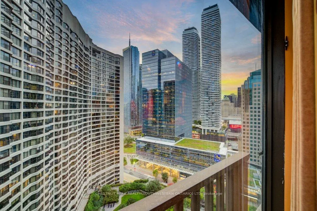 Photo 2 of Unit 2409, 33 Harbour Square, Toronto, Waterfront Communities — HOMEH