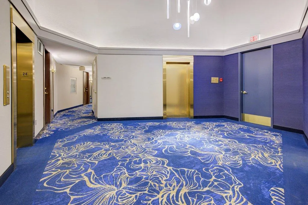 Photo 8 of Unit 2409, 33 Harbour Square, Toronto, Waterfront Communities — HOMEH