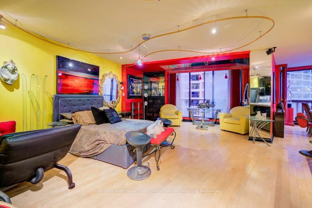 Photo 11 of Unit 2409, 33 Harbour Square, Toronto, Waterfront Communities — HOMEH