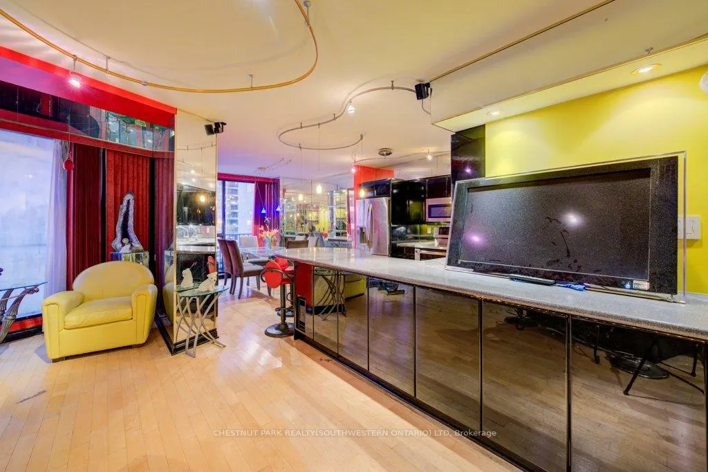 Photo 27 of Unit 2409, 33 Harbour Square, Toronto, Waterfront Communities — HOMEH