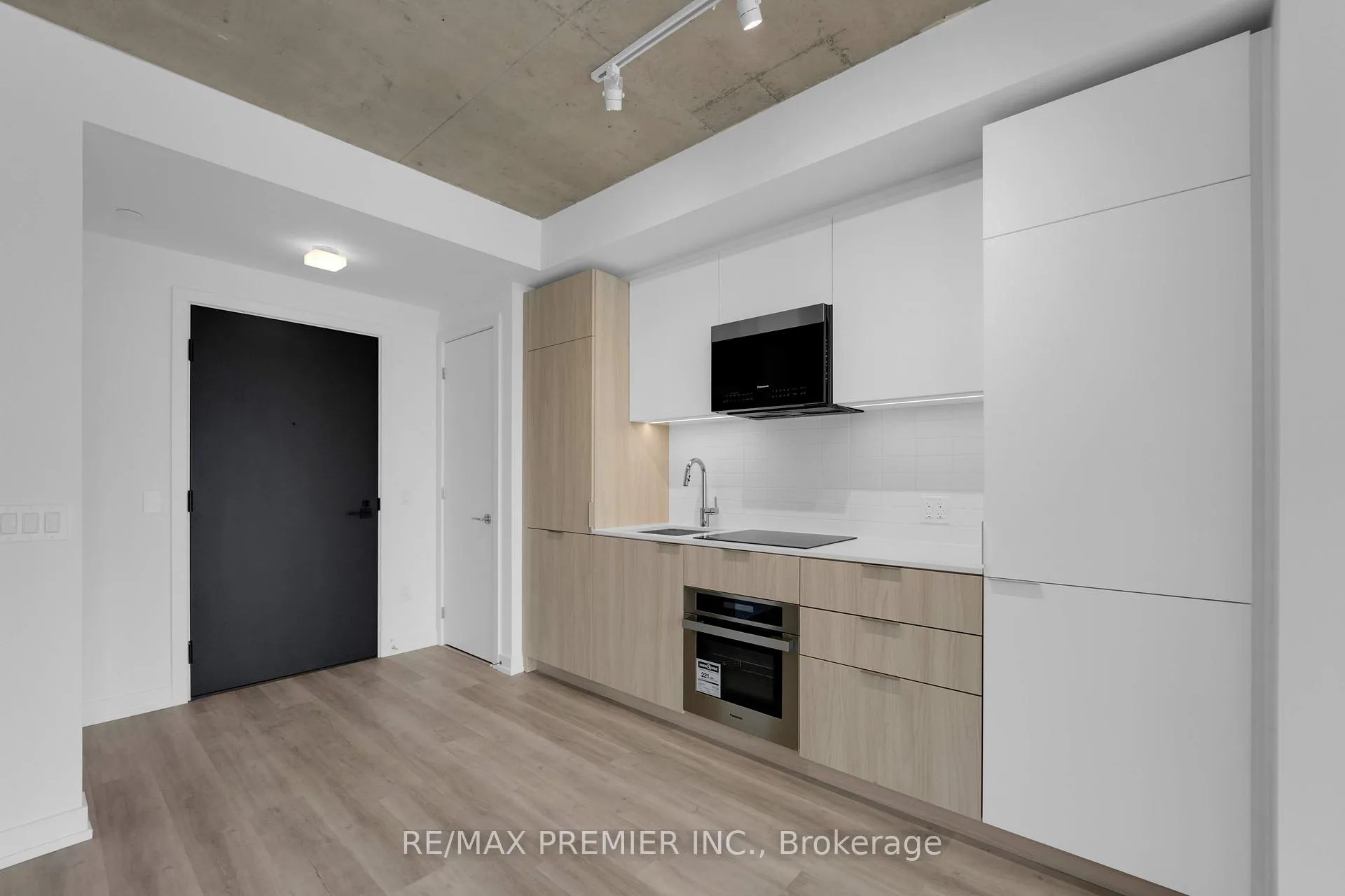 Photo 13 of Unit LPH11, 28 Eastern Avenue, Toronto, Moss Park — HOMEH