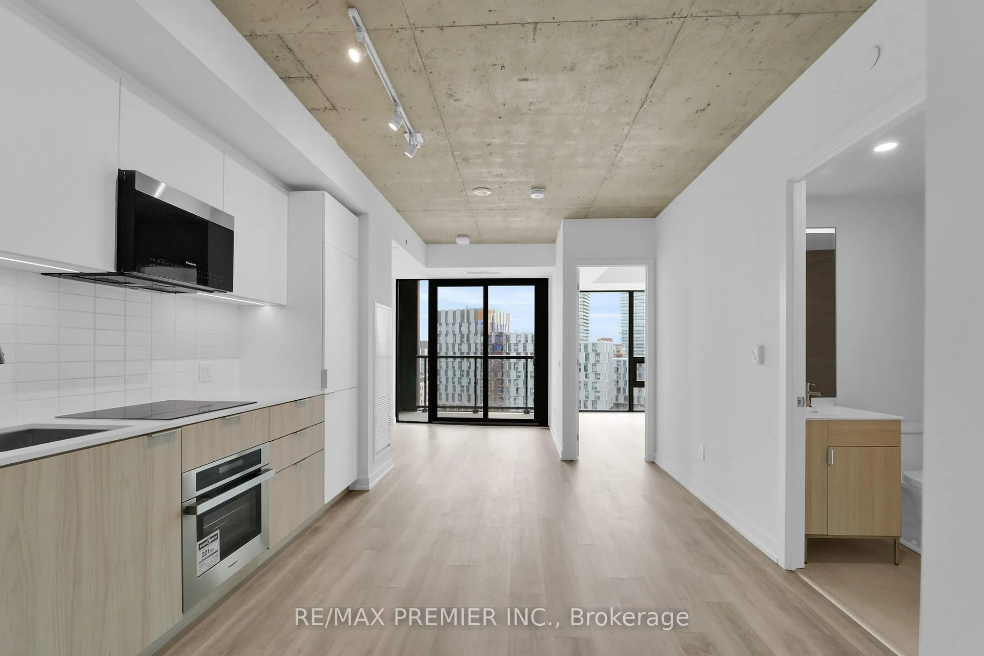 Photo 15 of Unit LPH11, 28 Eastern Avenue, Toronto, Moss Park — HOMEH