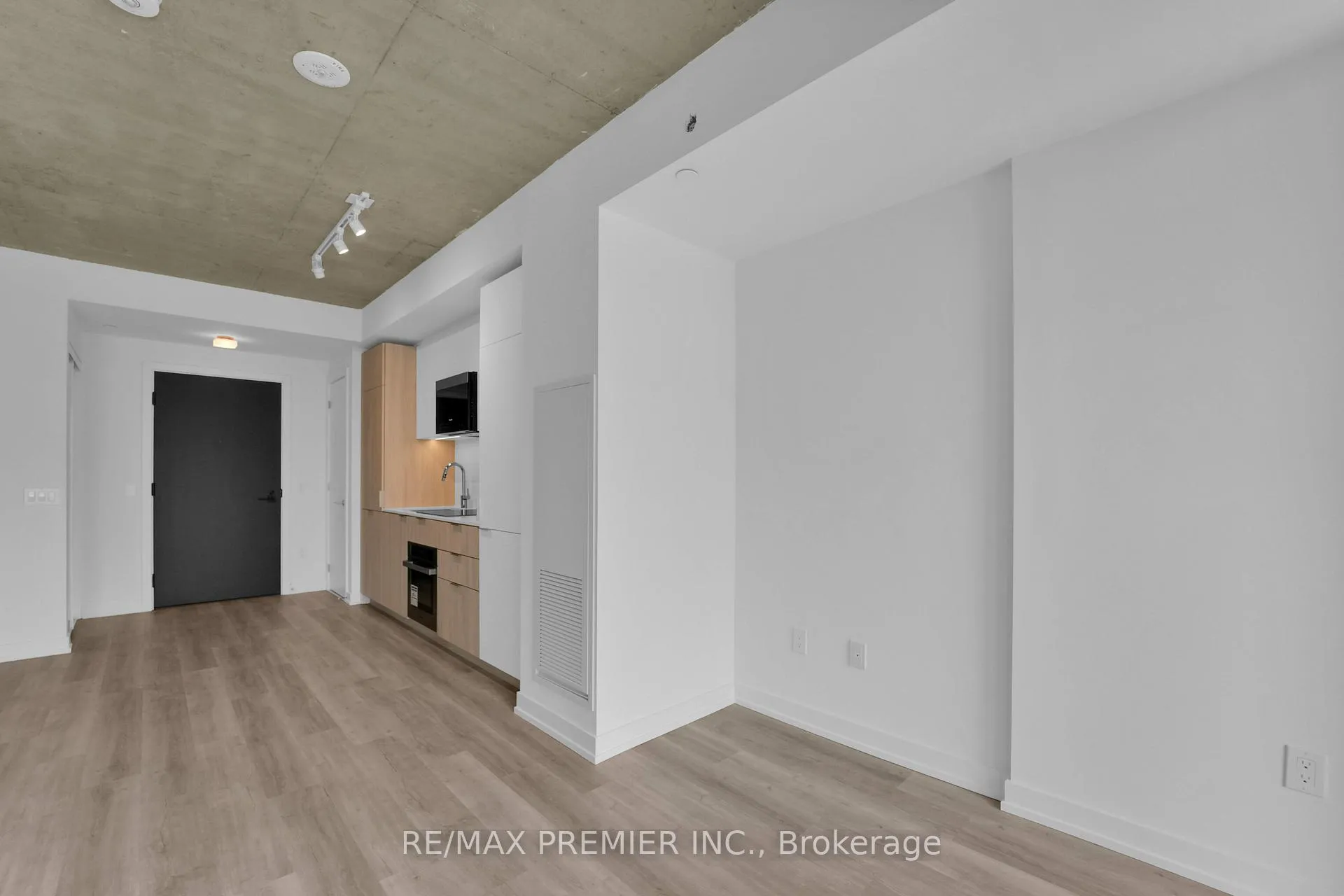 Photo 19 of Unit LPH11, 28 Eastern Avenue, Toronto, Moss Park — HOMEH