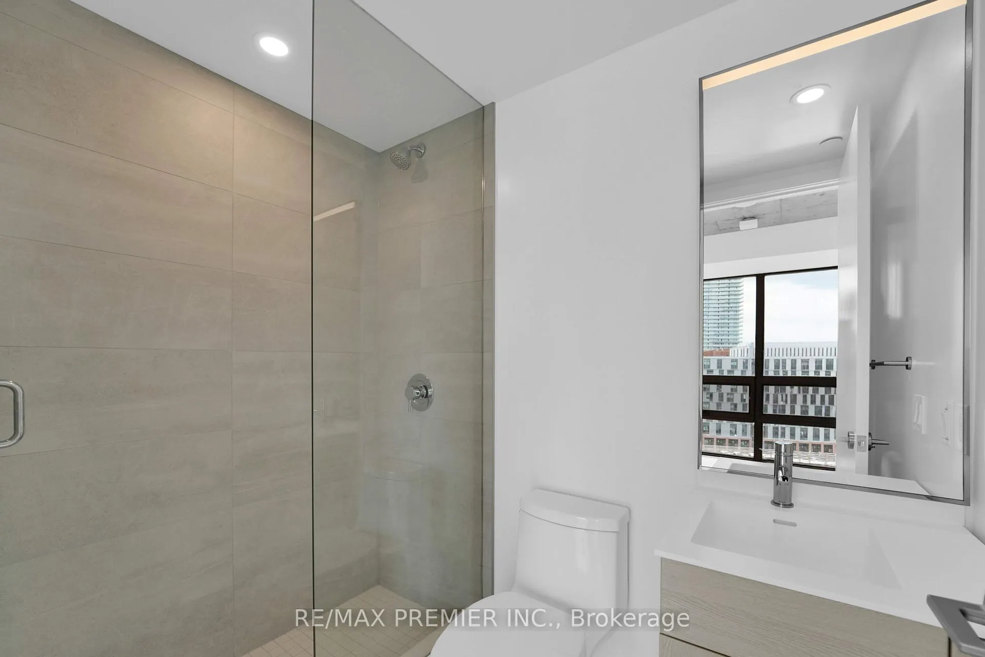 Photo 24 of Unit LPH11, 28 Eastern Avenue, Toronto, Moss Park — HOMEH