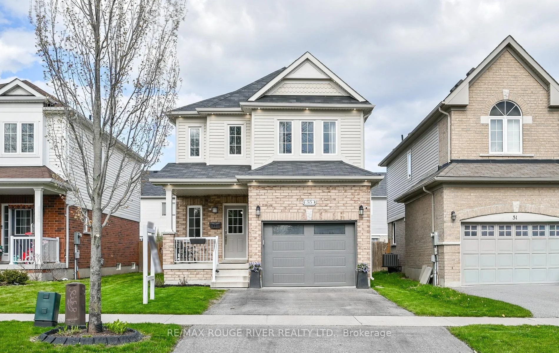 Photo 1 of 55 Redfern Crescent, Clarington, Bowmanville — HOMEH