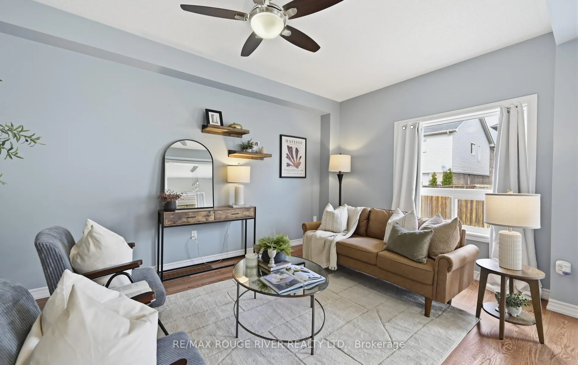 Photo 9 of 55 Redfern Crescent, Clarington, Bowmanville — HOMEH