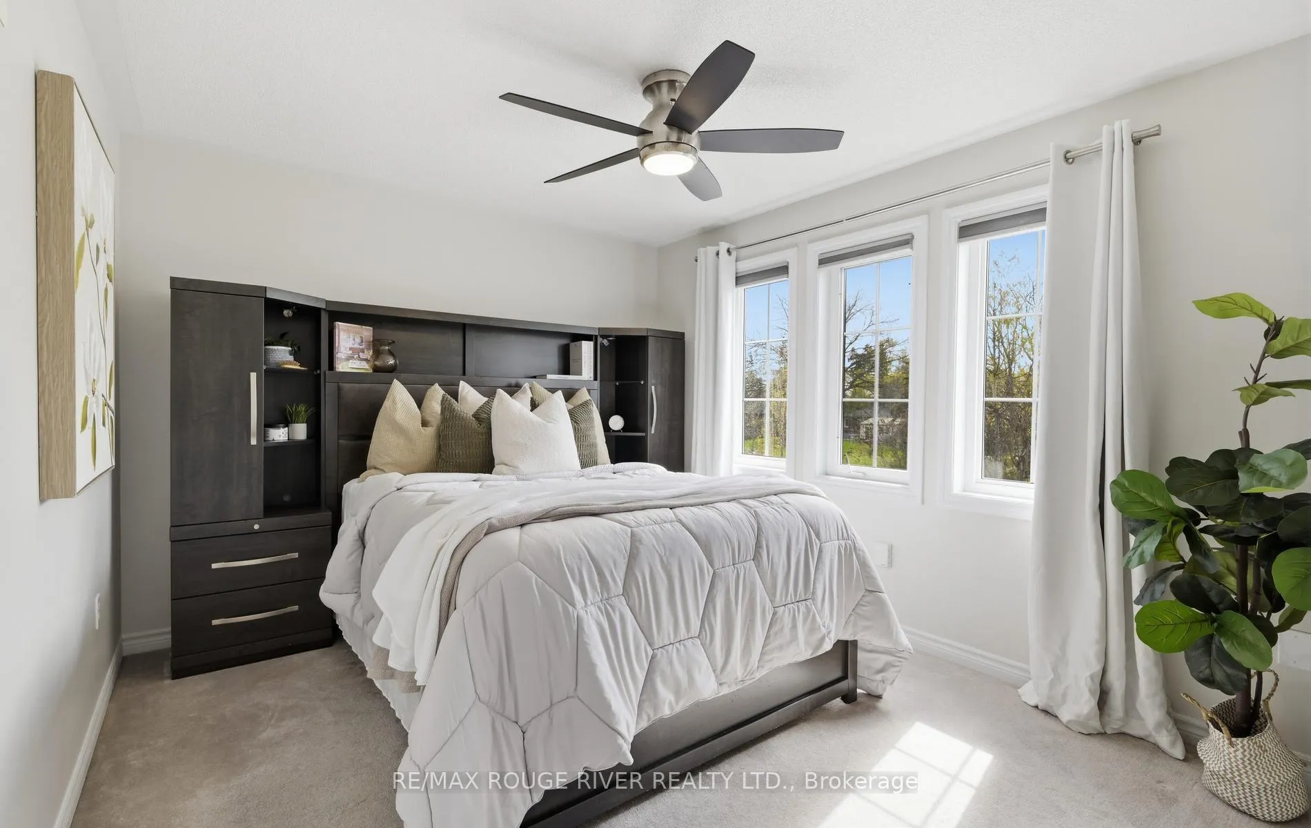 Photo 27 of 55 Redfern Crescent, Clarington, Bowmanville — HOMEH