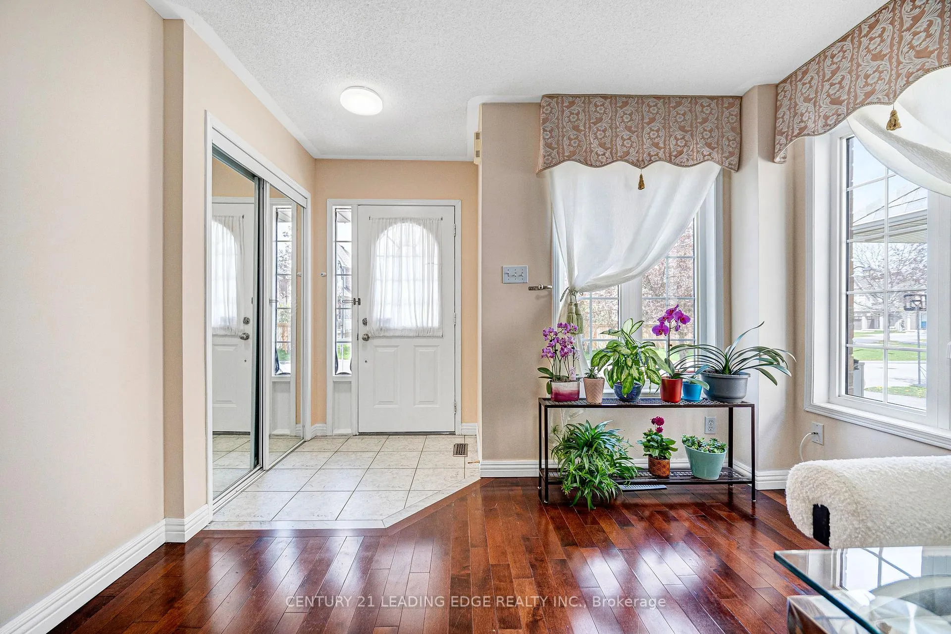 Photo 6 of 15 Vineland Street, Markham, Village Green-South Unionville — HOMEH