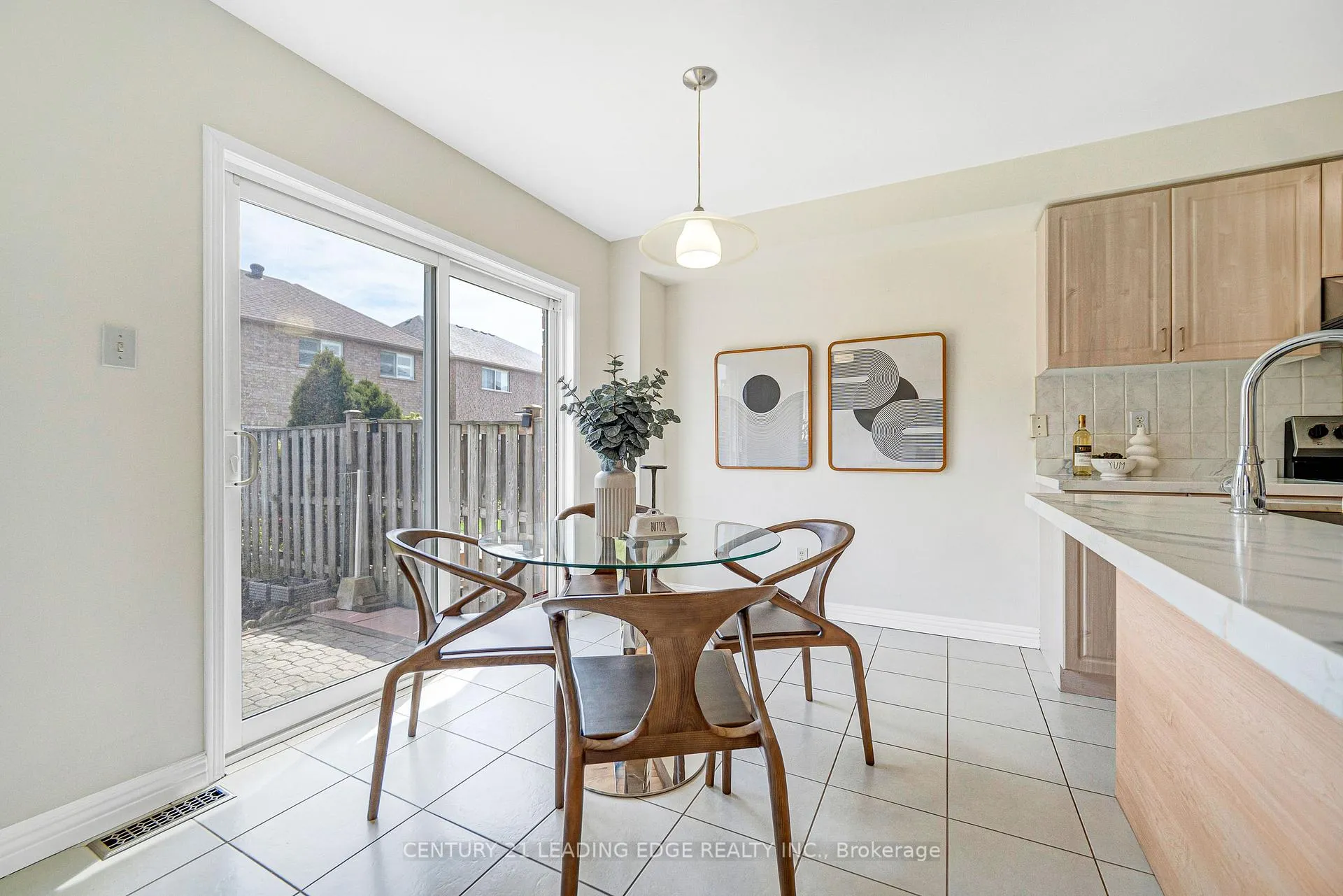 Photo 23 of 15 Vineland Street, Markham, Village Green-South Unionville — HOMEH