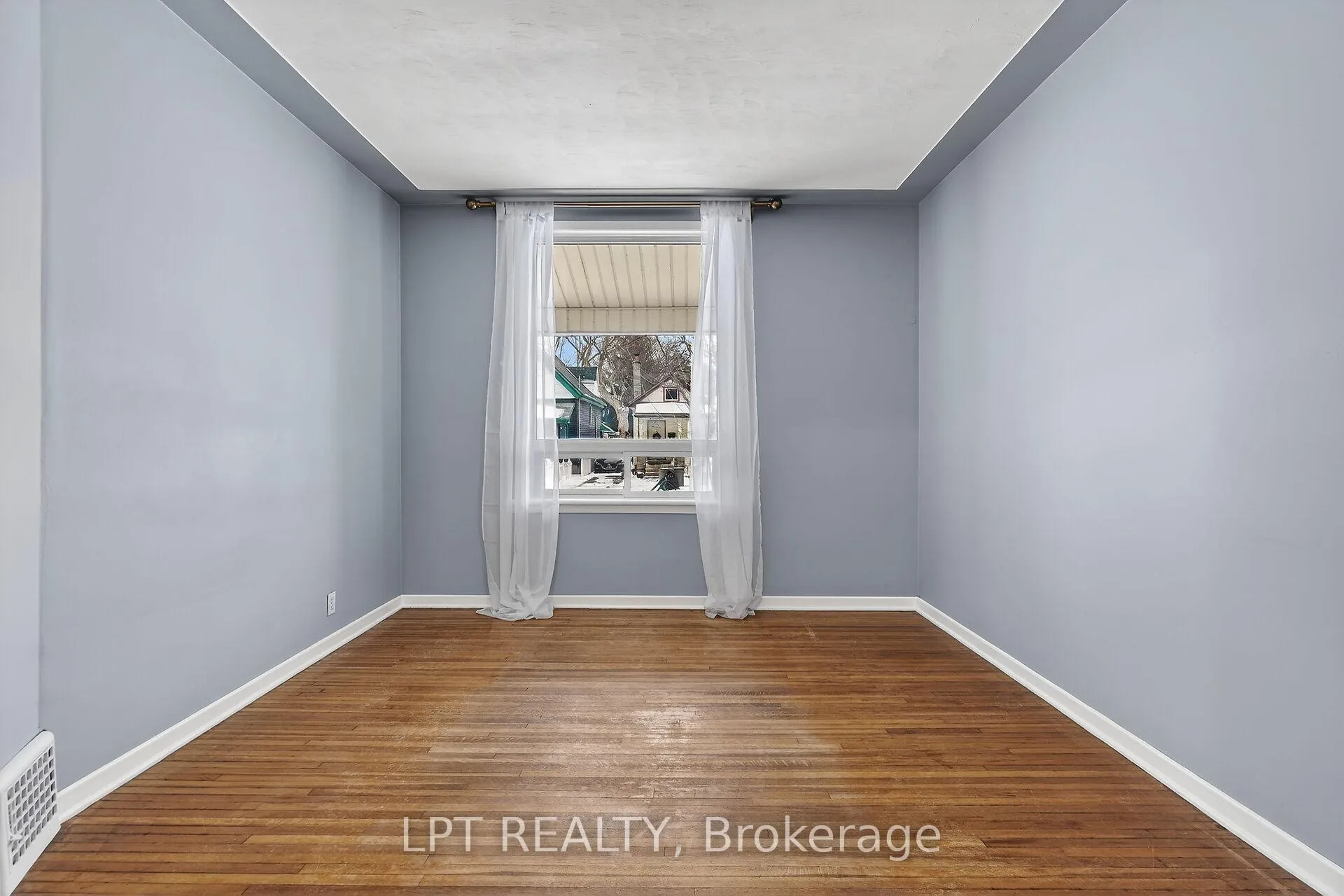 Photo 4 of 99 Inkerman Street, London, East L — HOMEH
