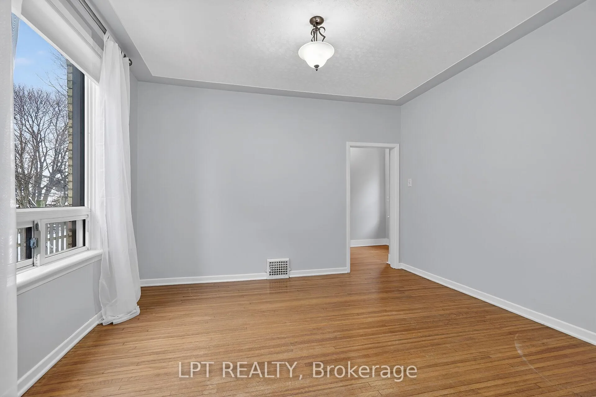 Photo 6 of 99 Inkerman Street, London, East L — HOMEH