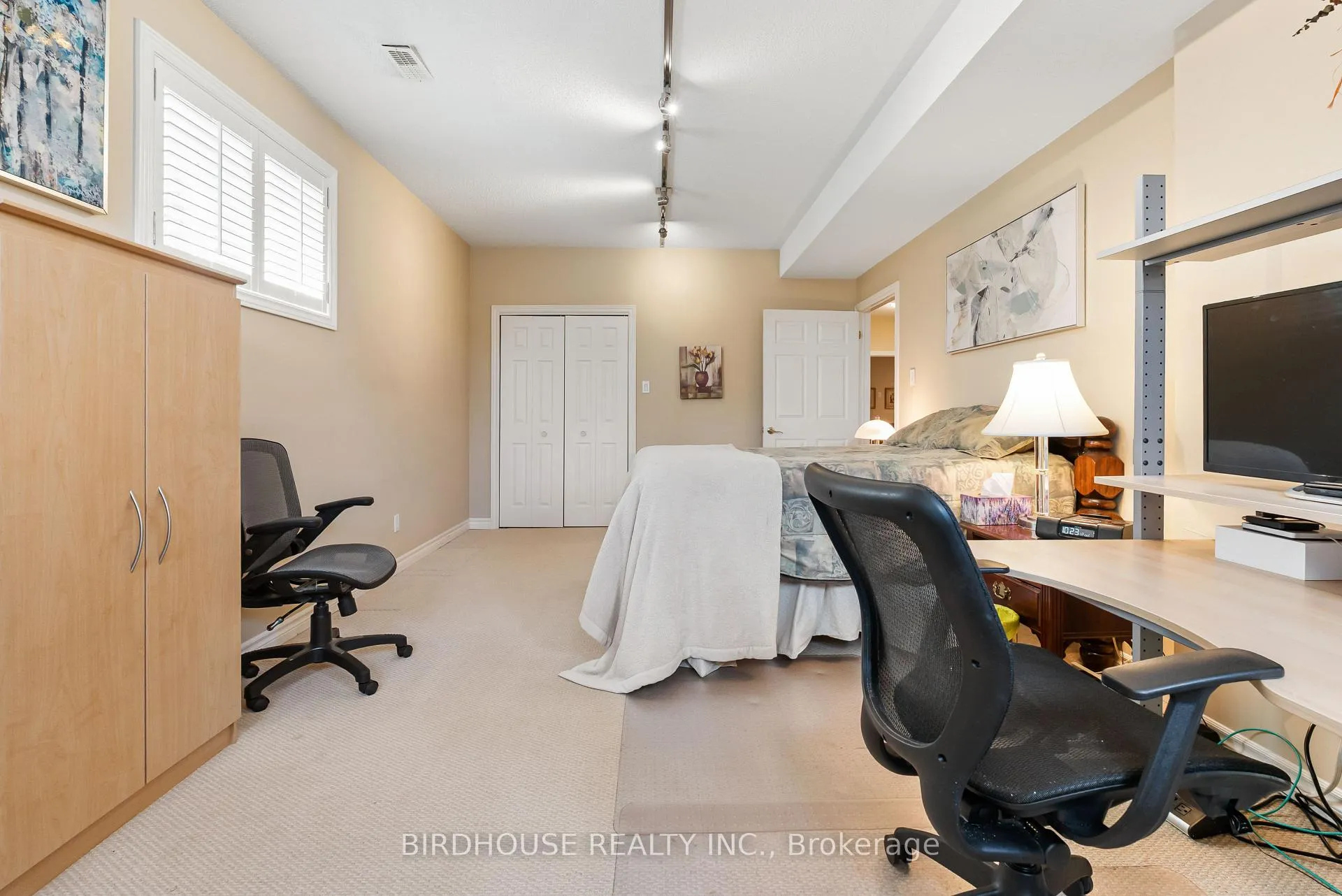 Photo 32 of 2309 Sumac Street, Peterborough, Monaghan Ward 2 — HOMEH