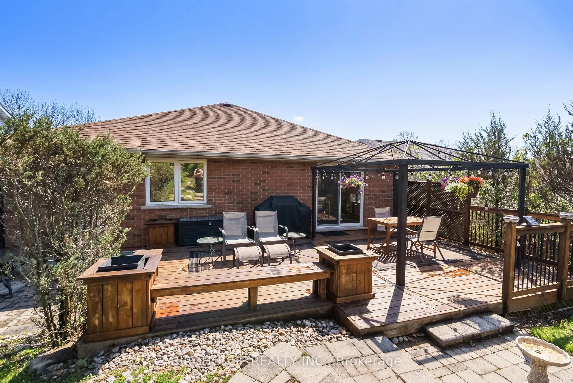 Photo 42 of 2309 Sumac Street, Peterborough, Monaghan Ward 2 — HOMEH