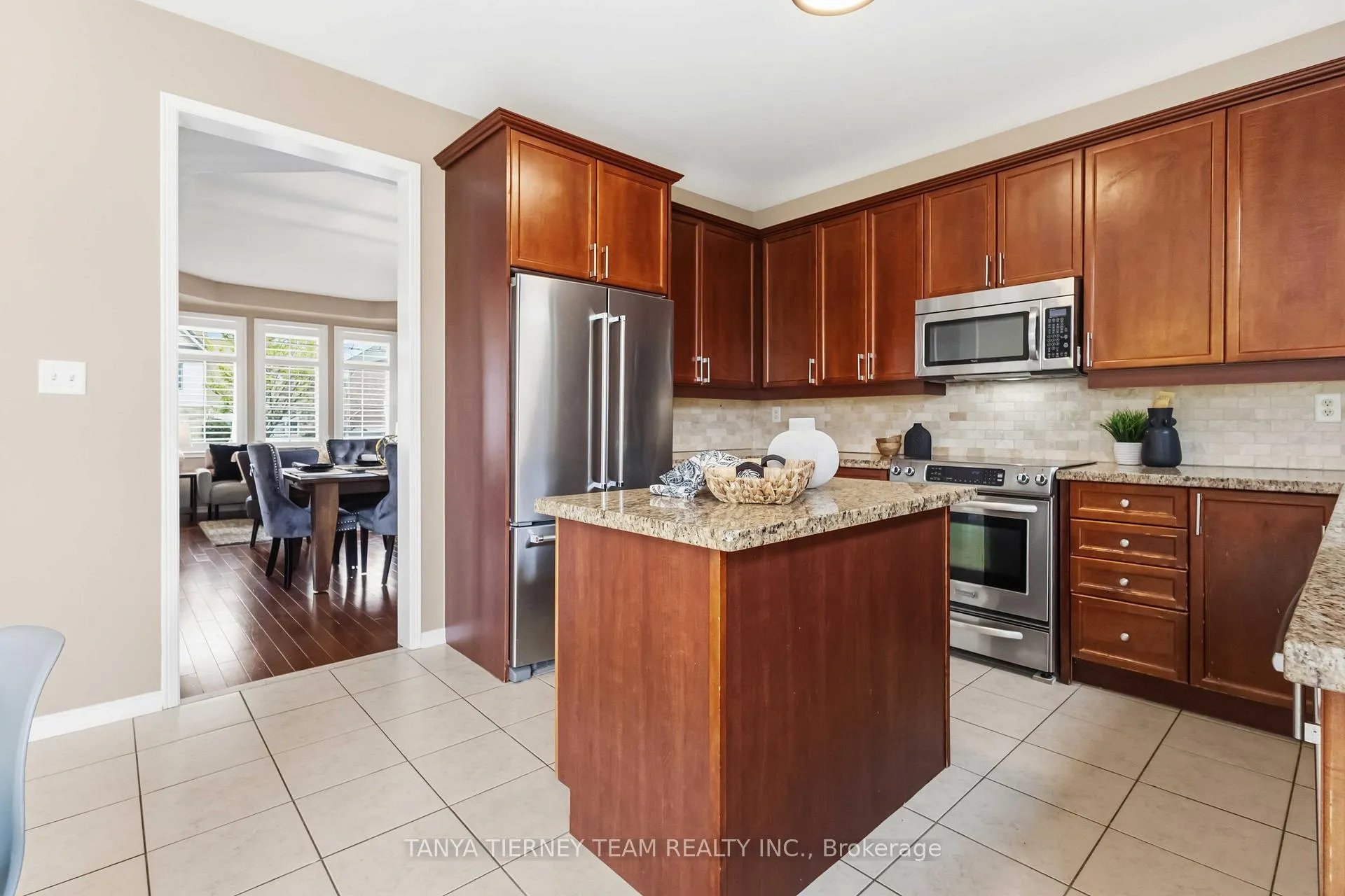 Photo 18 of 2315 Hackett Place, Oshawa, Windfields — HOMEH