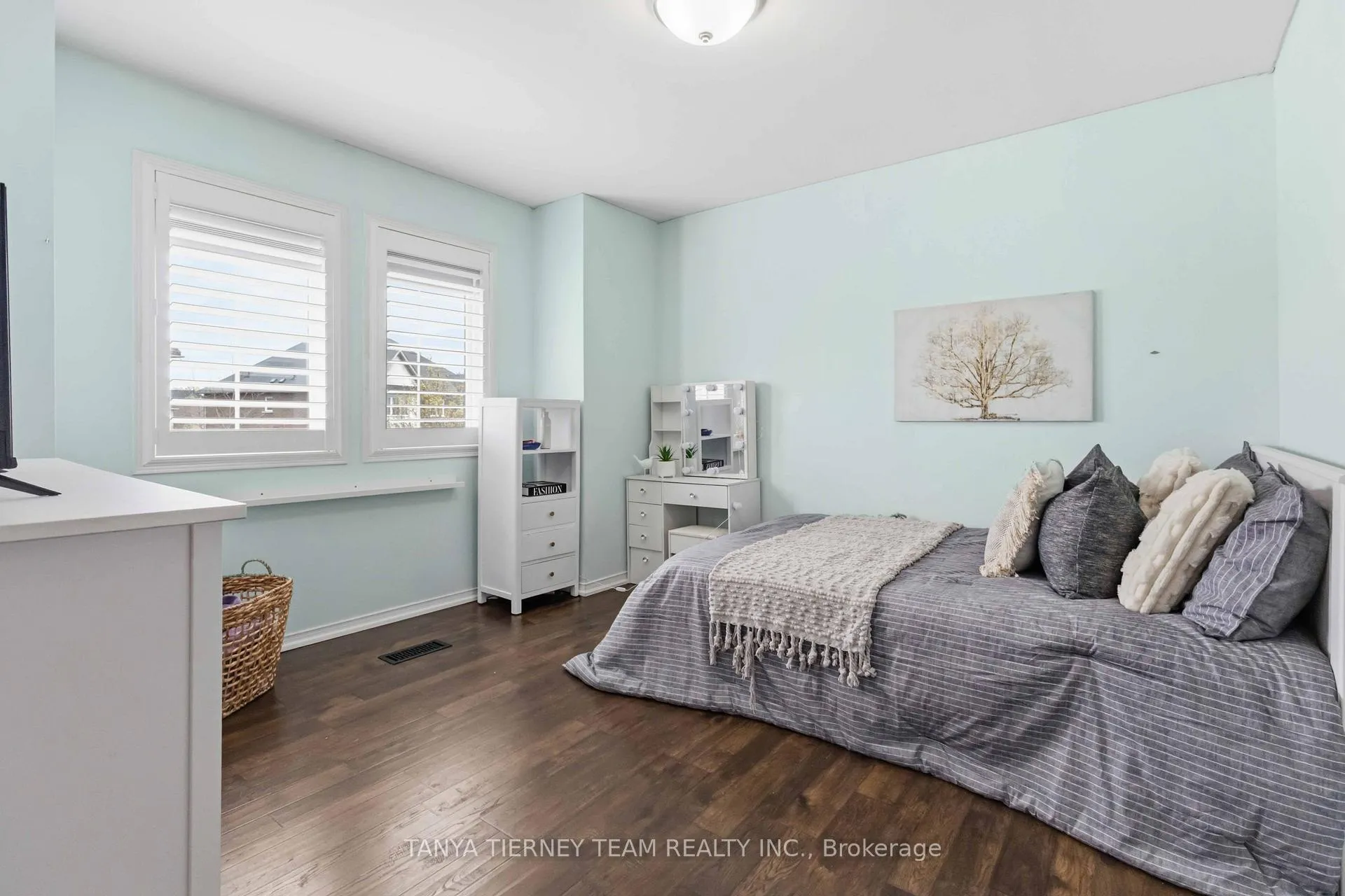 Photo 36 of 2315 Hackett Place, Oshawa, Windfields — HOMEH