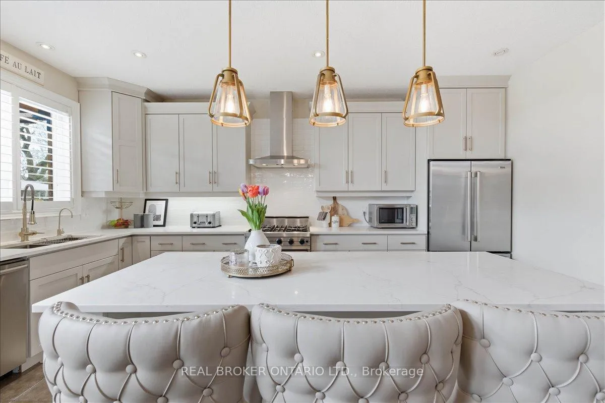 Photo 7 of 220 Joseph Schoerg Crescent, Kitchener — HOMEH