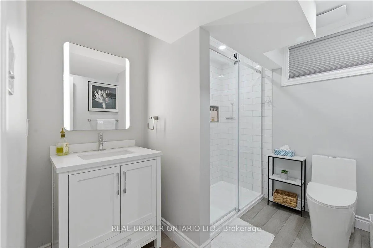 Photo 34 of 220 Joseph Schoerg Crescent, Kitchener — HOMEH
