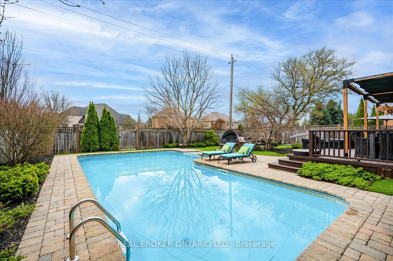 Photo 41 of 220 Joseph Schoerg Crescent, Kitchener — HOMEH