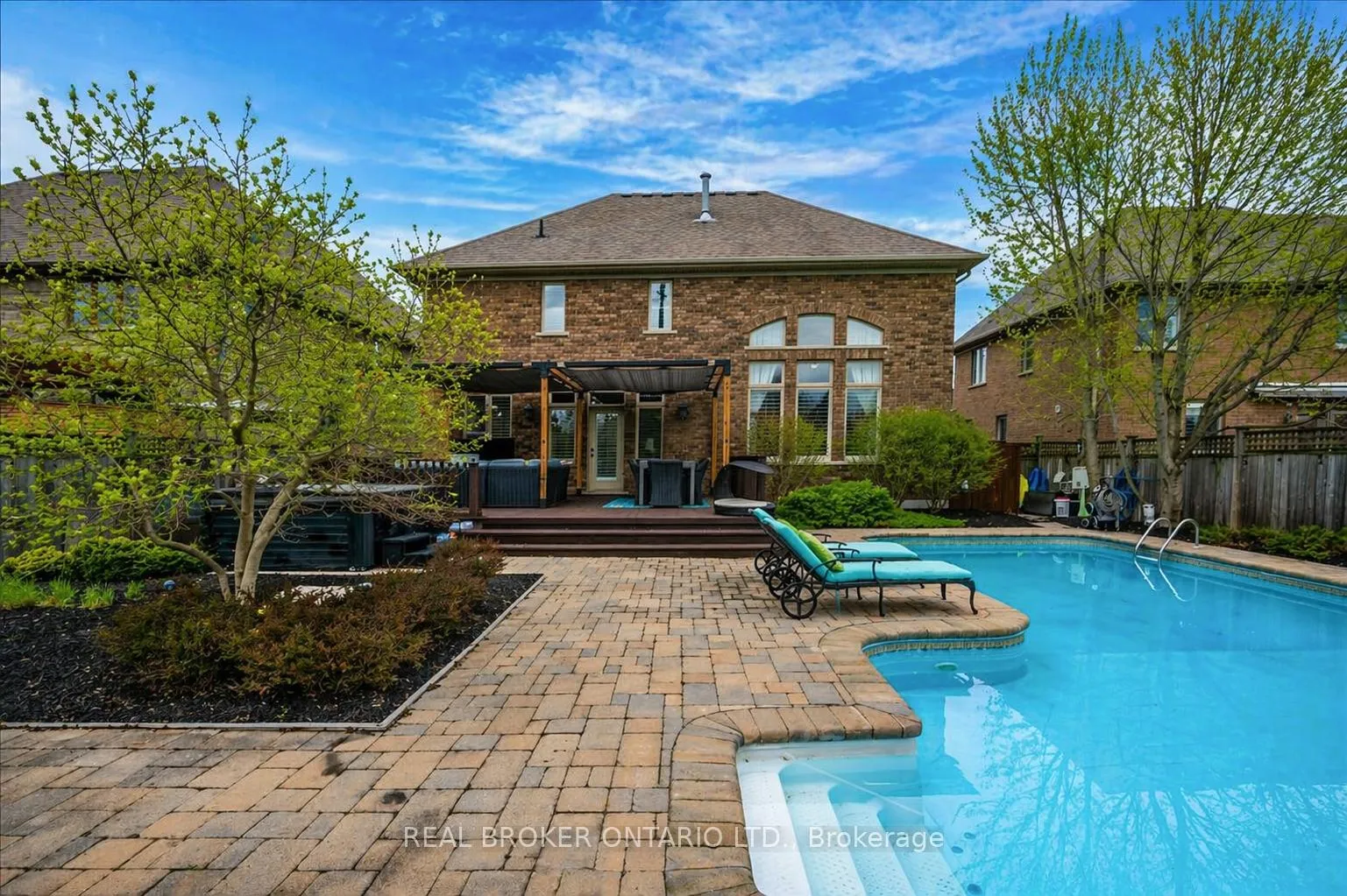 Photo 42 of 220 Joseph Schoerg Crescent, Kitchener — HOMEH
