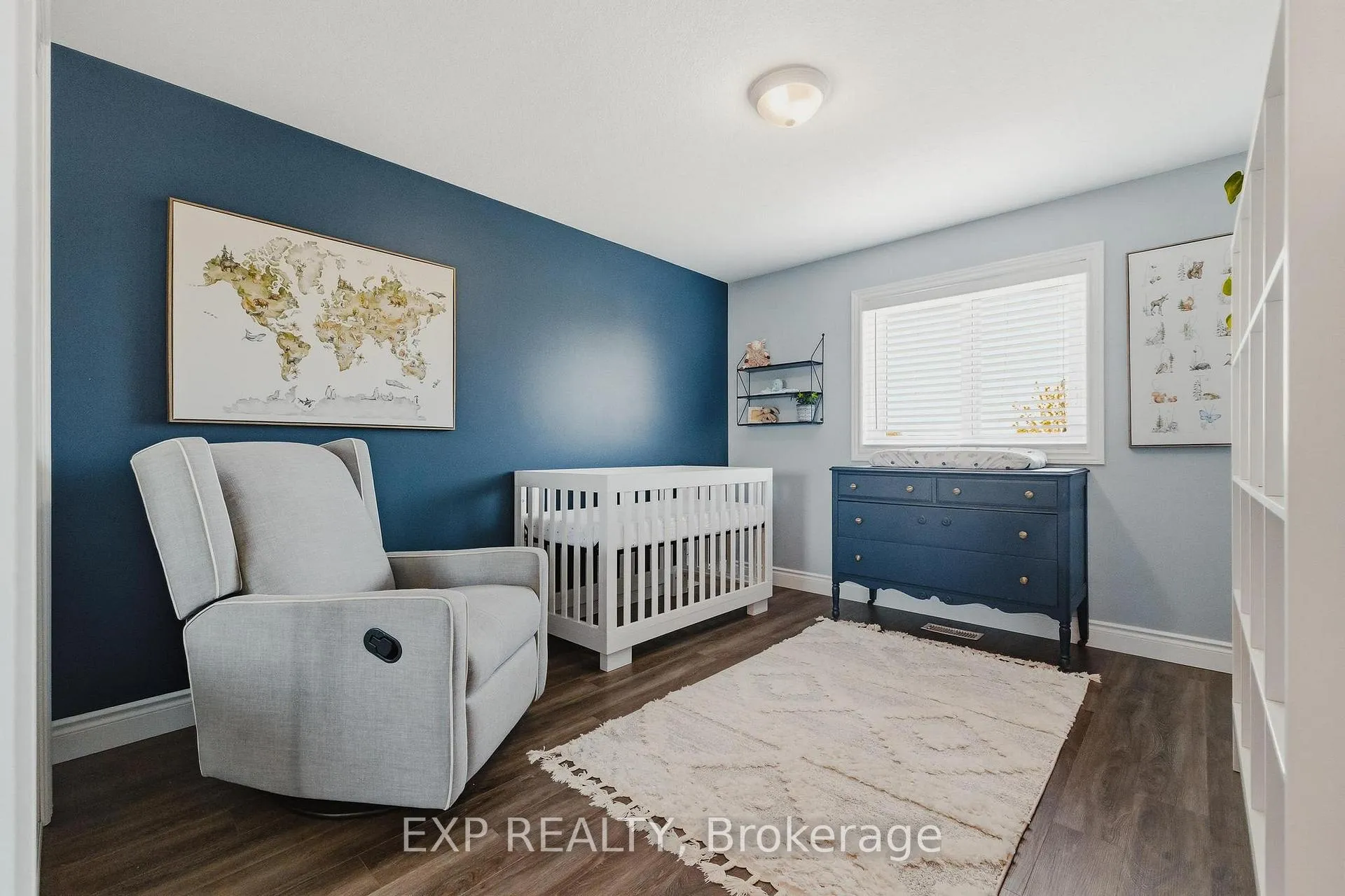 Photo 7 of 113 Hollyridge Crescent, Kitchener — HOMEH