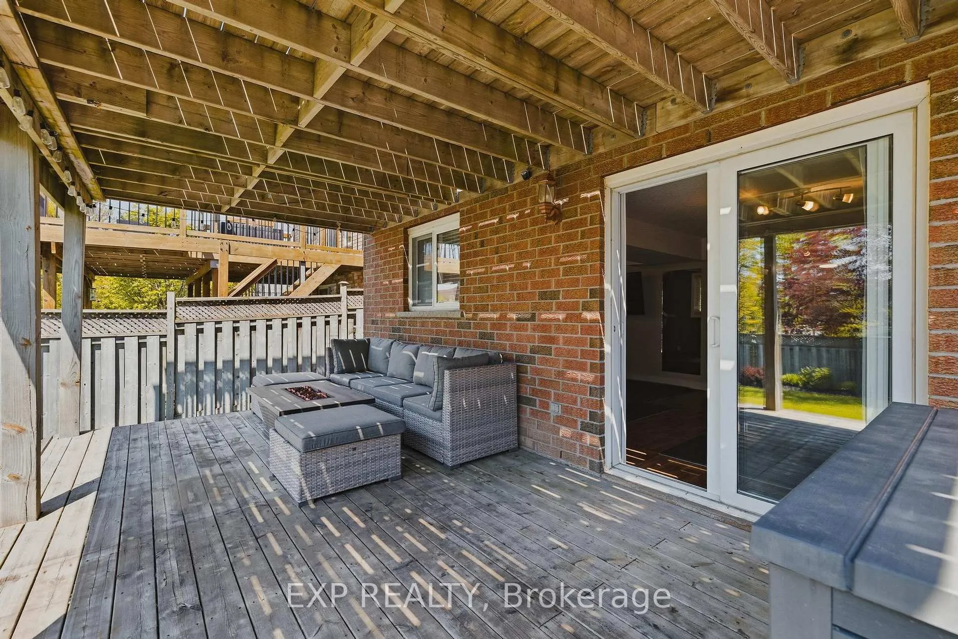 Photo 10 of 113 Hollyridge Crescent, Kitchener — HOMEH