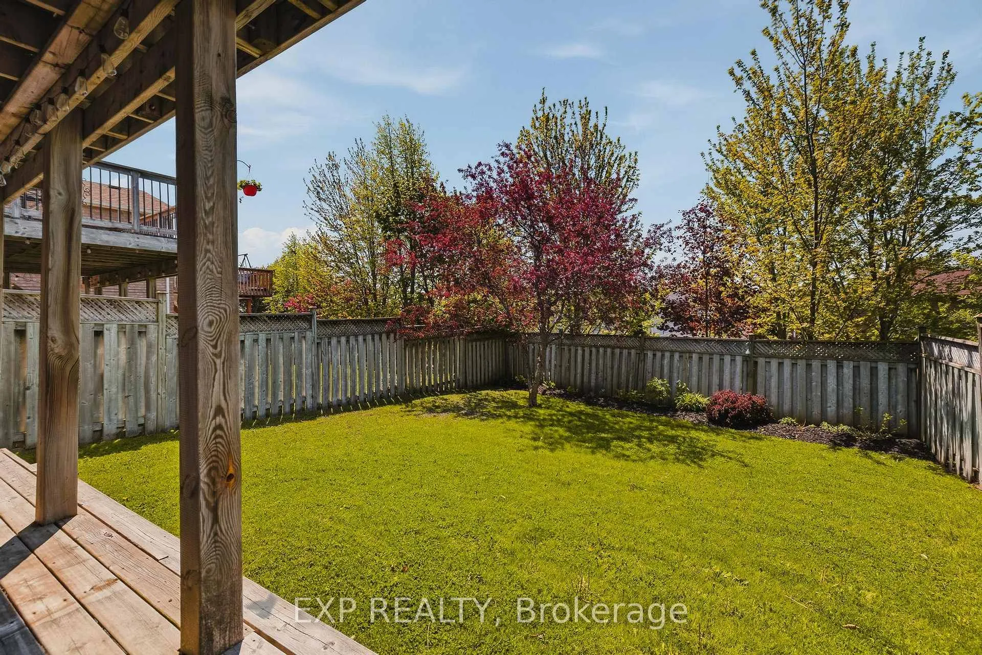 Photo 11 of 113 Hollyridge Crescent, Kitchener — HOMEH
