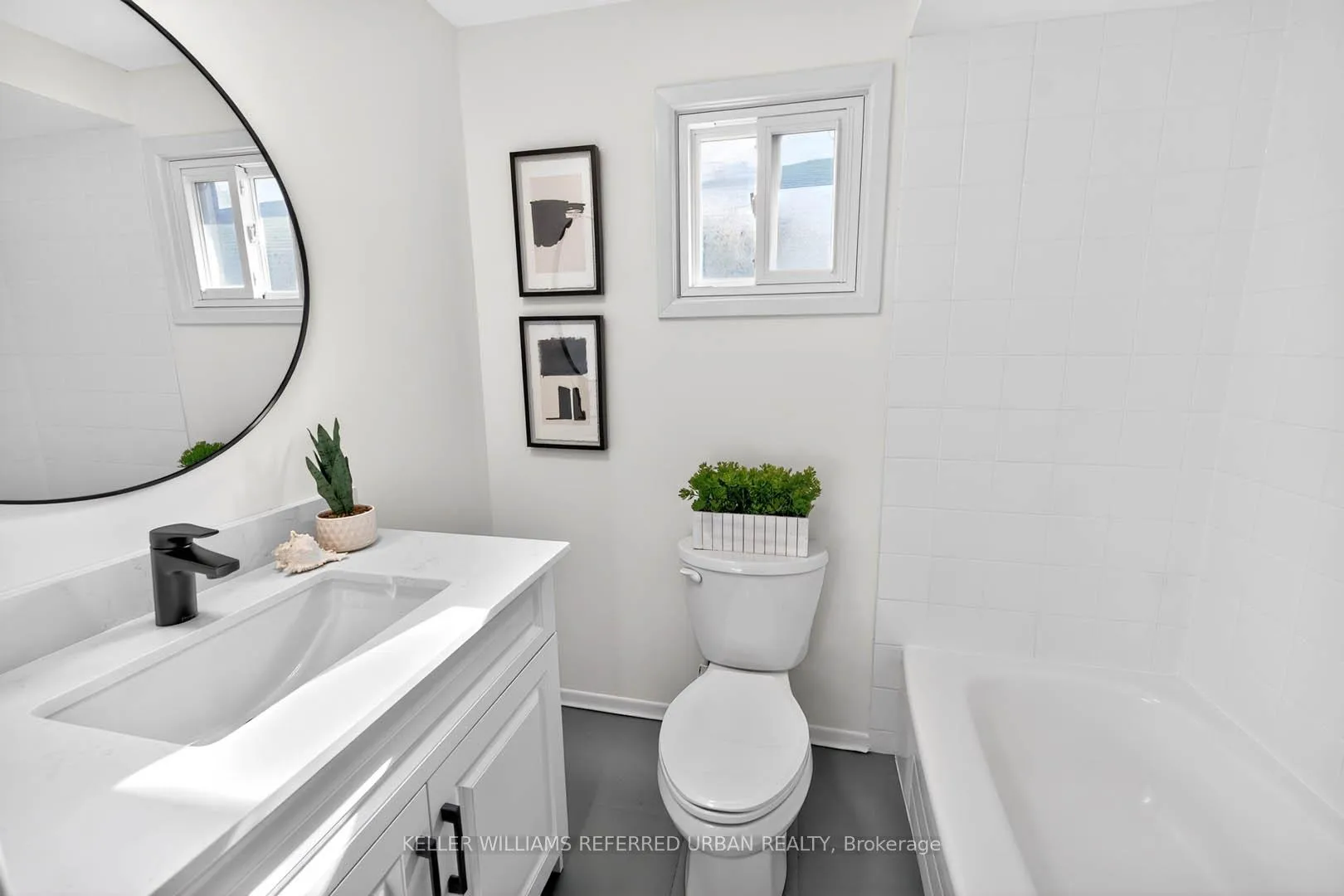 Photo 21 of 41 Patrice Crescent, Vaughan, Crestwood-Springfarm-Yorkhill — HOMEH