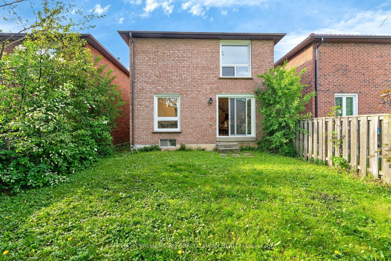 Photo 33 of 41 Patrice Crescent, Vaughan, Crestwood-Springfarm-Yorkhill — HOMEH