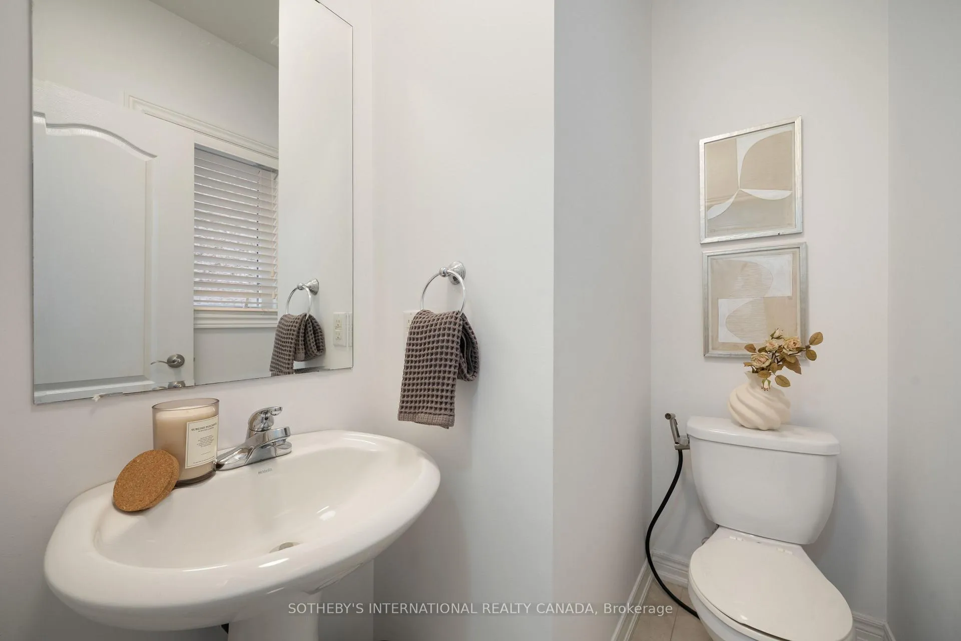 Photo 16 of 66 Lealinds Road, Vaughan, Patterson — HOMEH