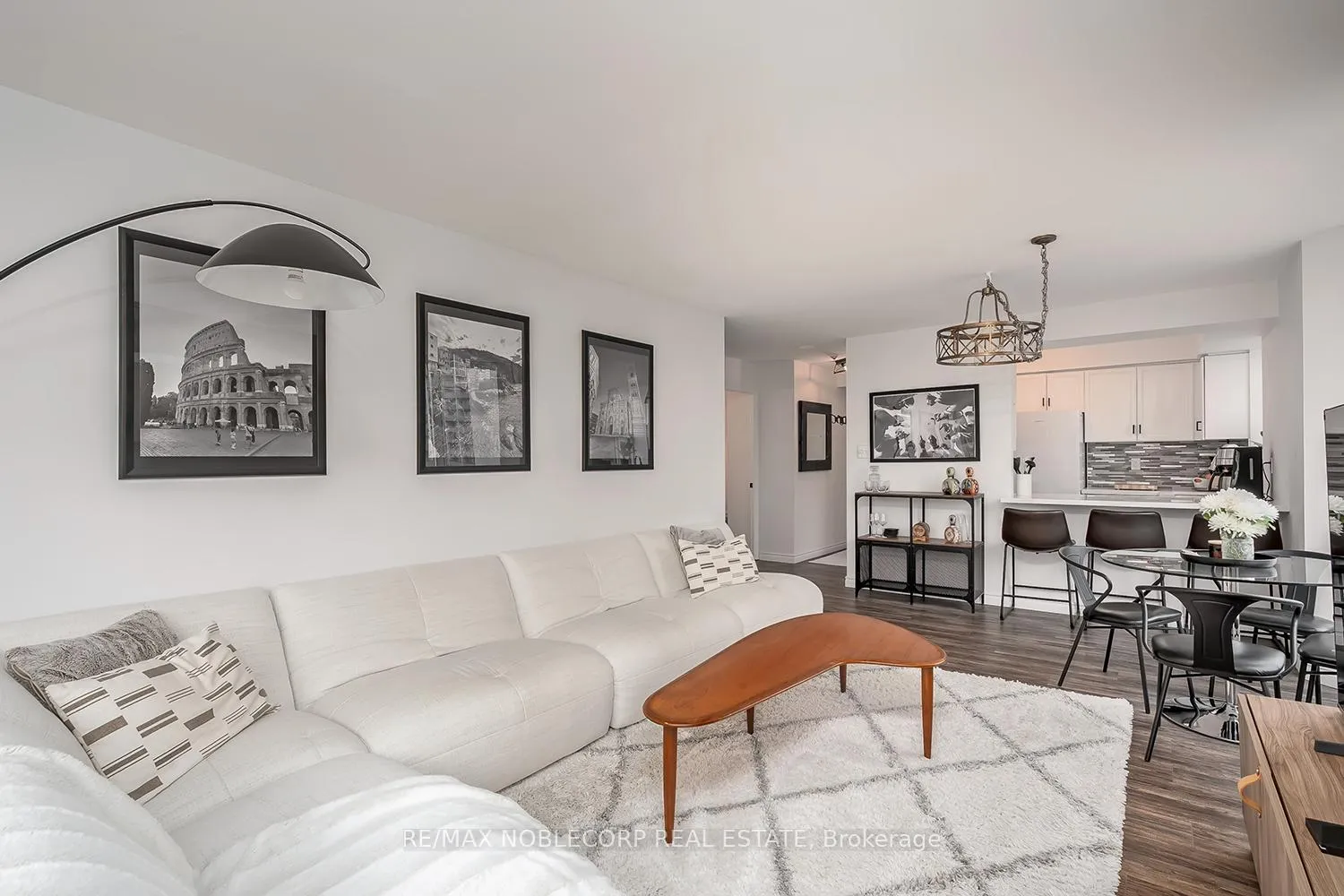Photo 2 of Unit 1002, 1270 Maple Crossing Boulevard, Burlington, Brant — HOMEH