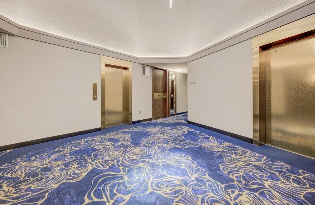 Photo 6 of Unit 1017, 33 Harbour Square, Toronto, Waterfront Communities — HOMEH