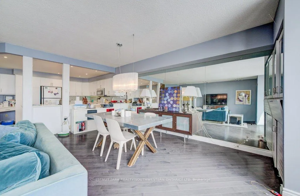 Photo 22 of Unit 1017, 33 Harbour Square, Toronto, Waterfront Communities — HOMEH