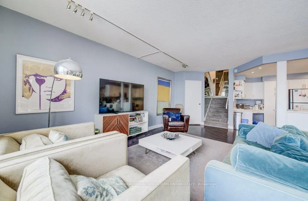 Photo 23 of Unit 1017, 33 Harbour Square, Toronto, Waterfront Communities — HOMEH