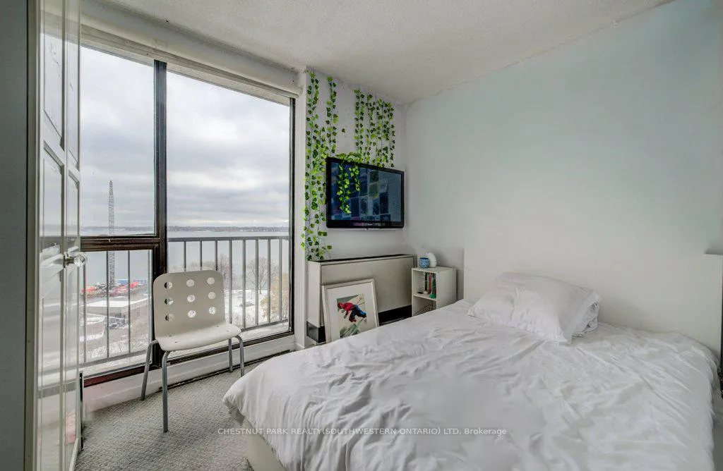 Photo 25 of Unit 1017, 33 Harbour Square, Toronto, Waterfront Communities — HOMEH