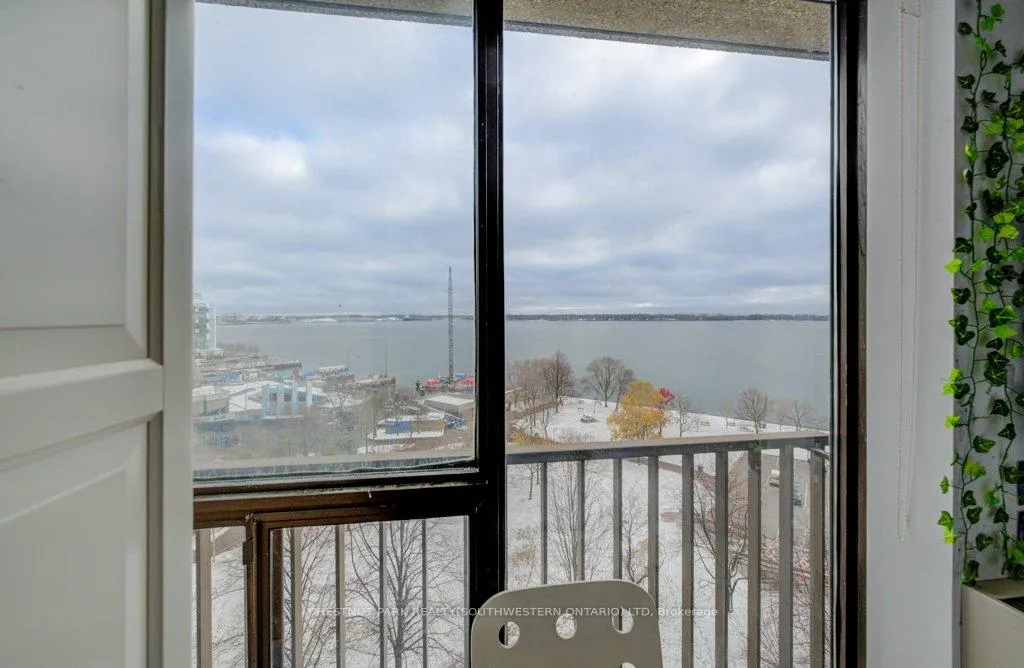 Photo 26 of Unit 1017, 33 Harbour Square, Toronto, Waterfront Communities — HOMEH