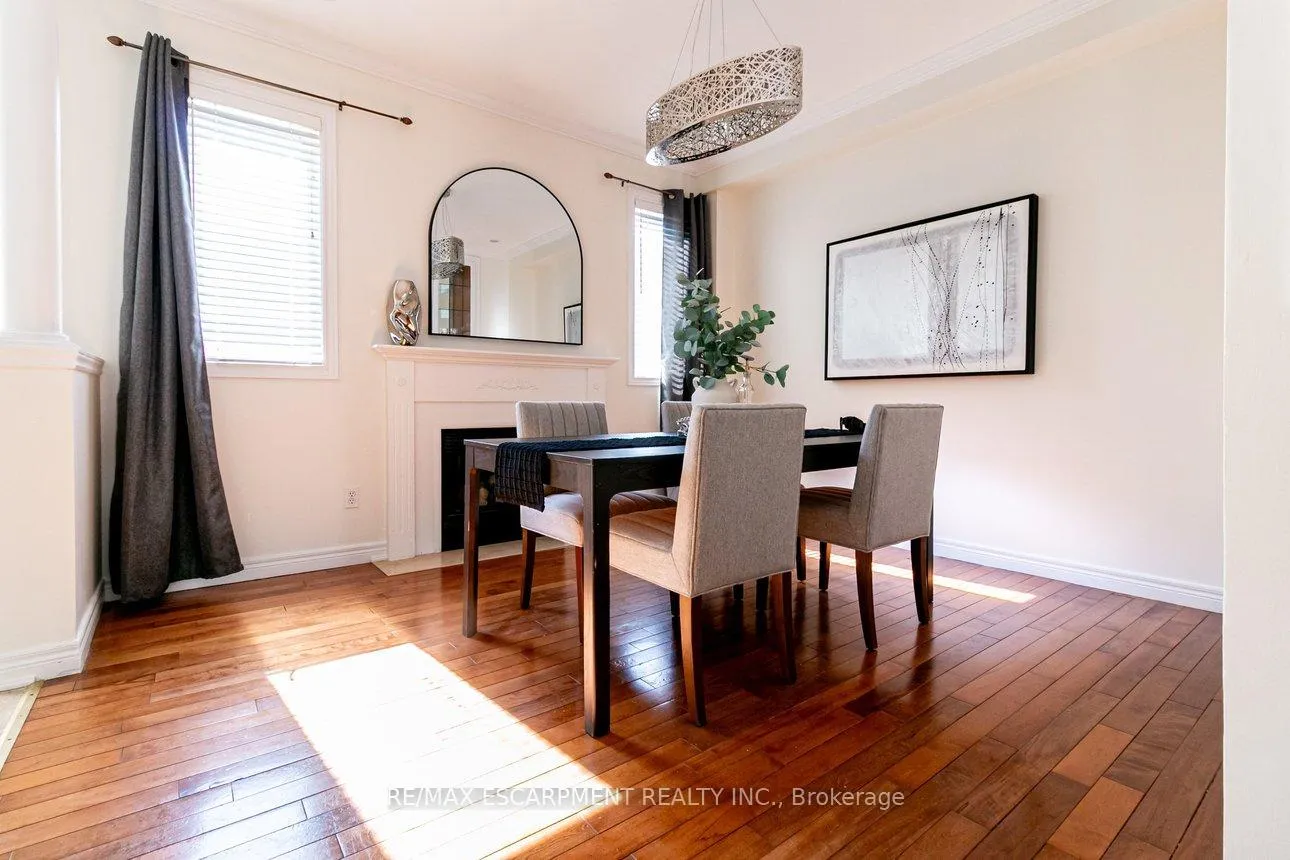 Photo 14 of 97 Peachwood Crescent, Hamilton, Stoney Creek — HOMEH
