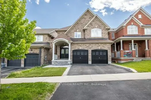Photo 2 of 19 Grey Wing Avenue, Georgina, Keswick South — HOMEH