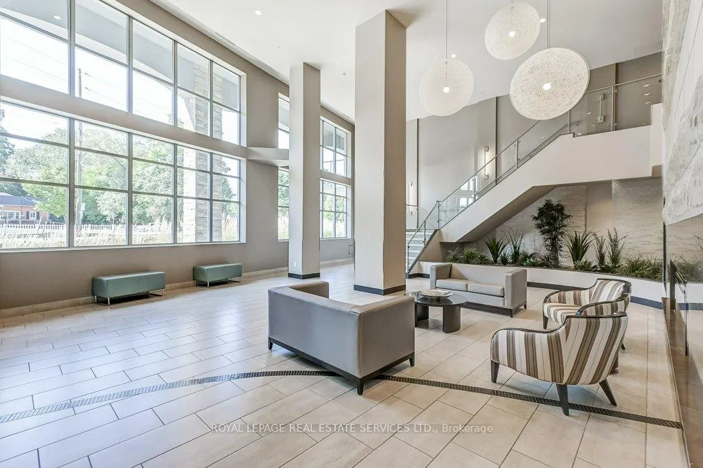 Photo 5 of Unit 610, 551 Maple Avenue, Burlington, Brant — HOMEH