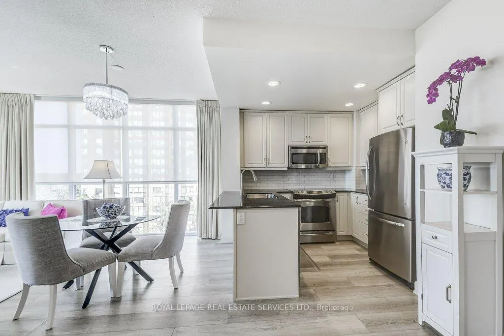 Photo 12 of Unit 610, 551 Maple Avenue, Burlington, Brant — HOMEH