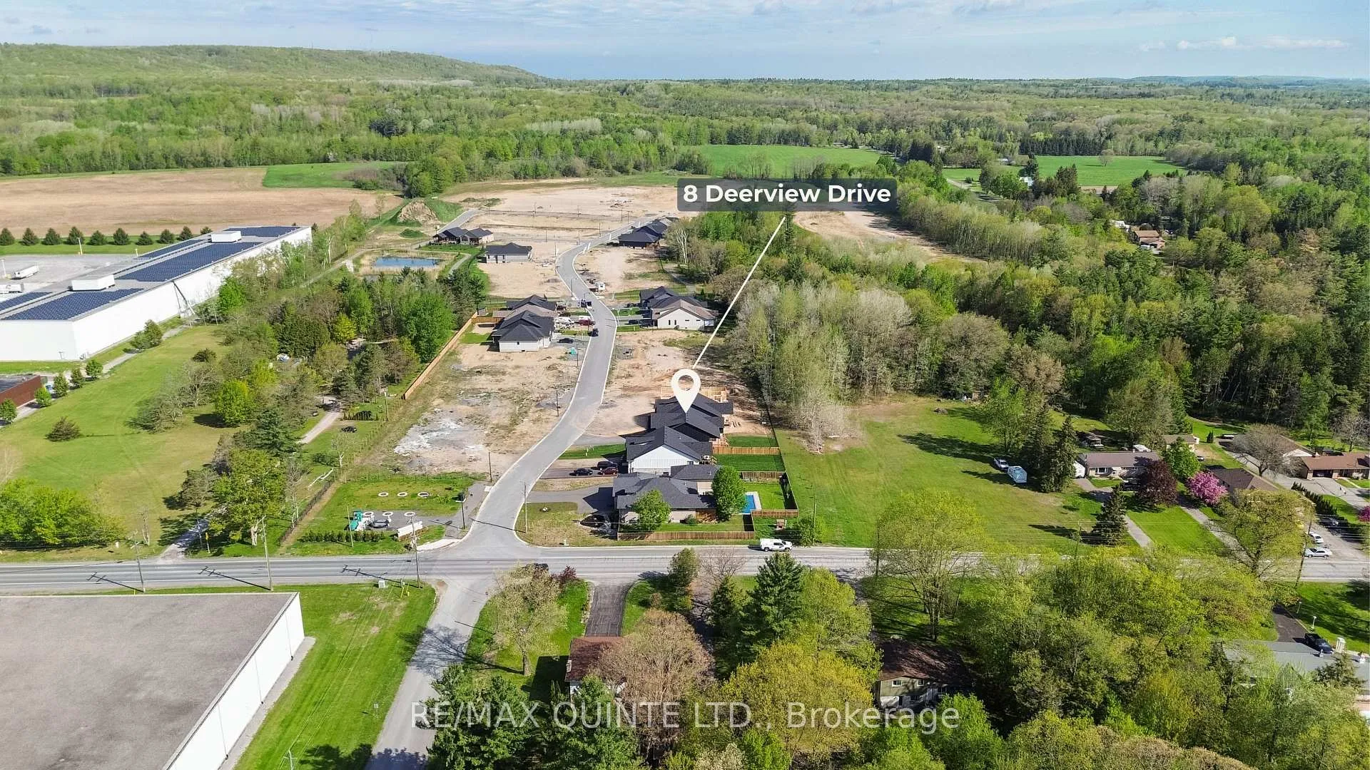Photo 2 of 8 Deerview Drive, Quinte West, Murray Ward — HOMEH