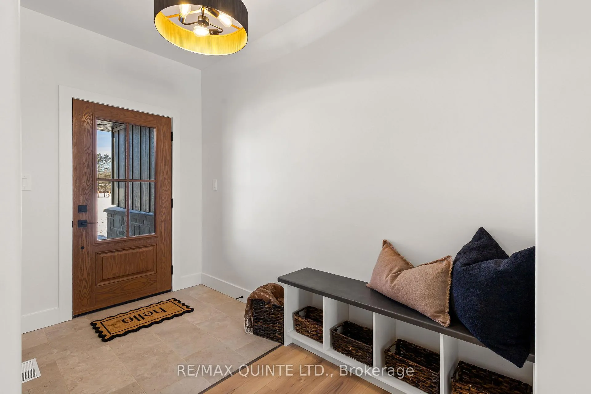 Photo 12 of 8 Deerview Drive, Quinte West, Murray Ward — HOMEH