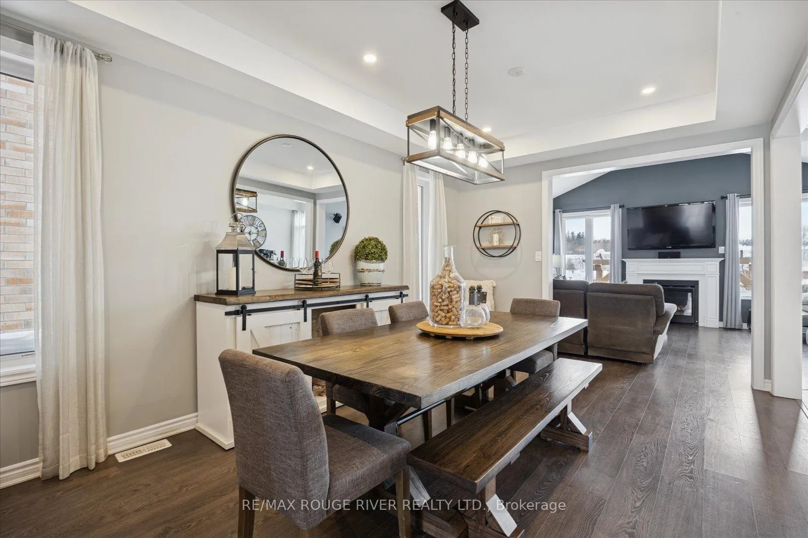Photo 7 of 42 Doctor Archer Drive, Scugog, Port Perry — HOMEH