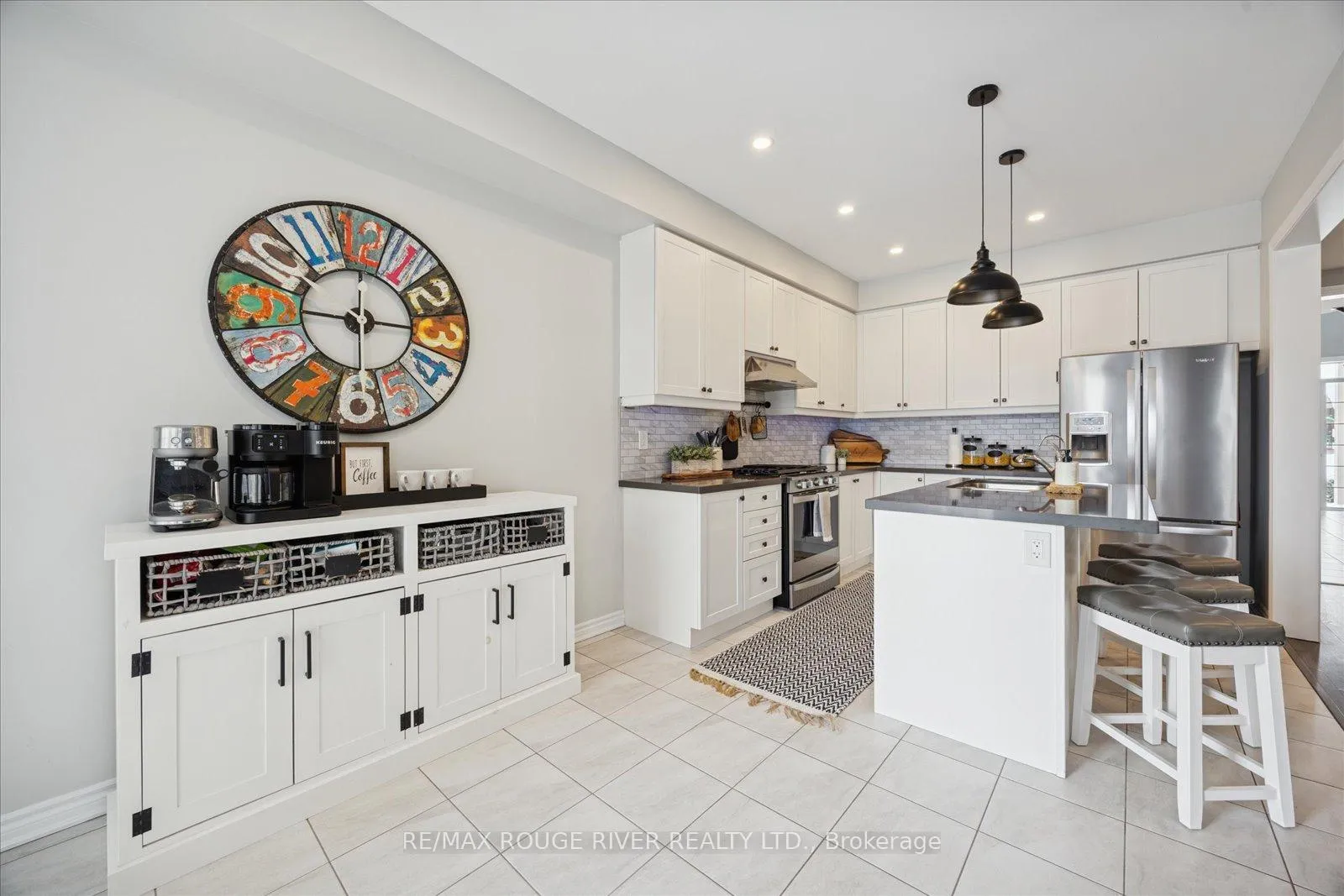 Photo 14 of 42 Doctor Archer Drive, Scugog, Port Perry — HOMEH