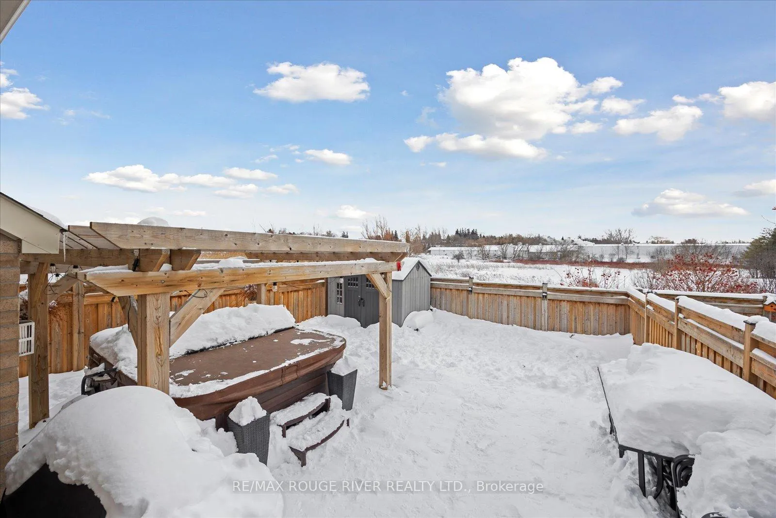Photo 39 of 42 Doctor Archer Drive, Scugog, Port Perry — HOMEH