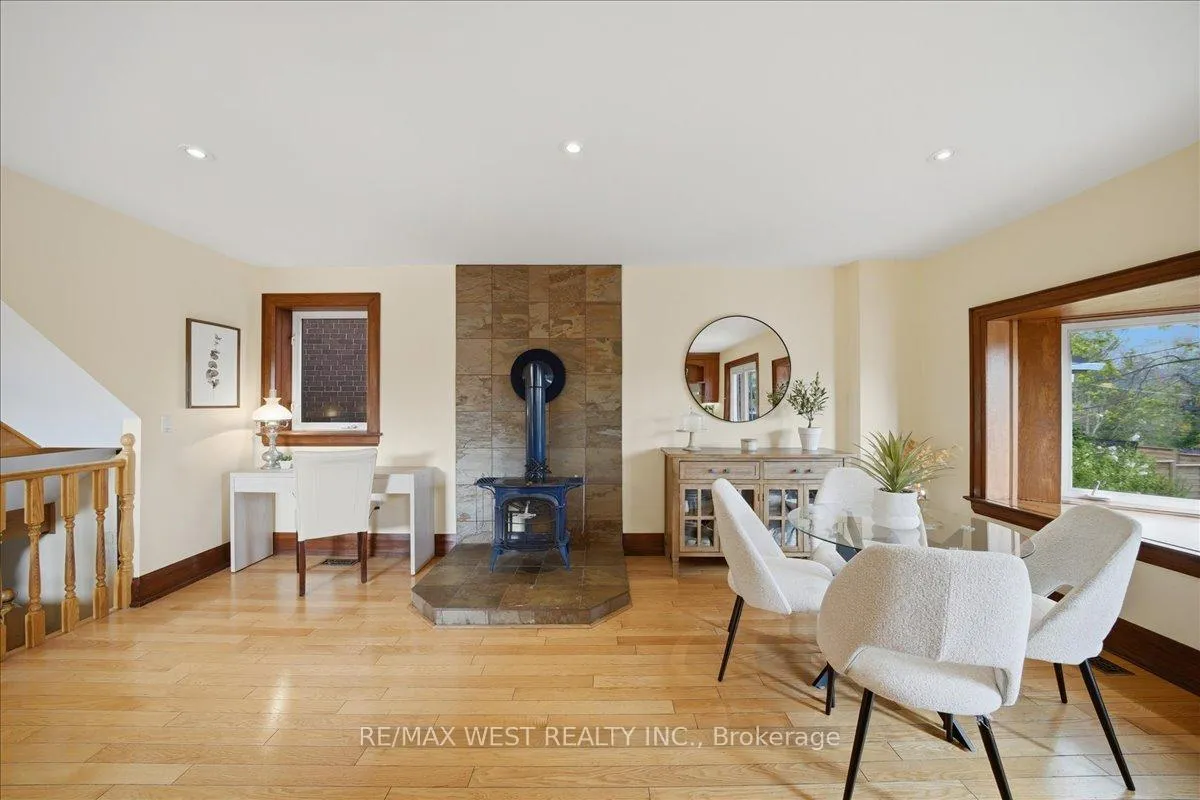 Photo 14 of 69 Mayfield Avenue, Toronto, High Park-Swansea — HOMEH